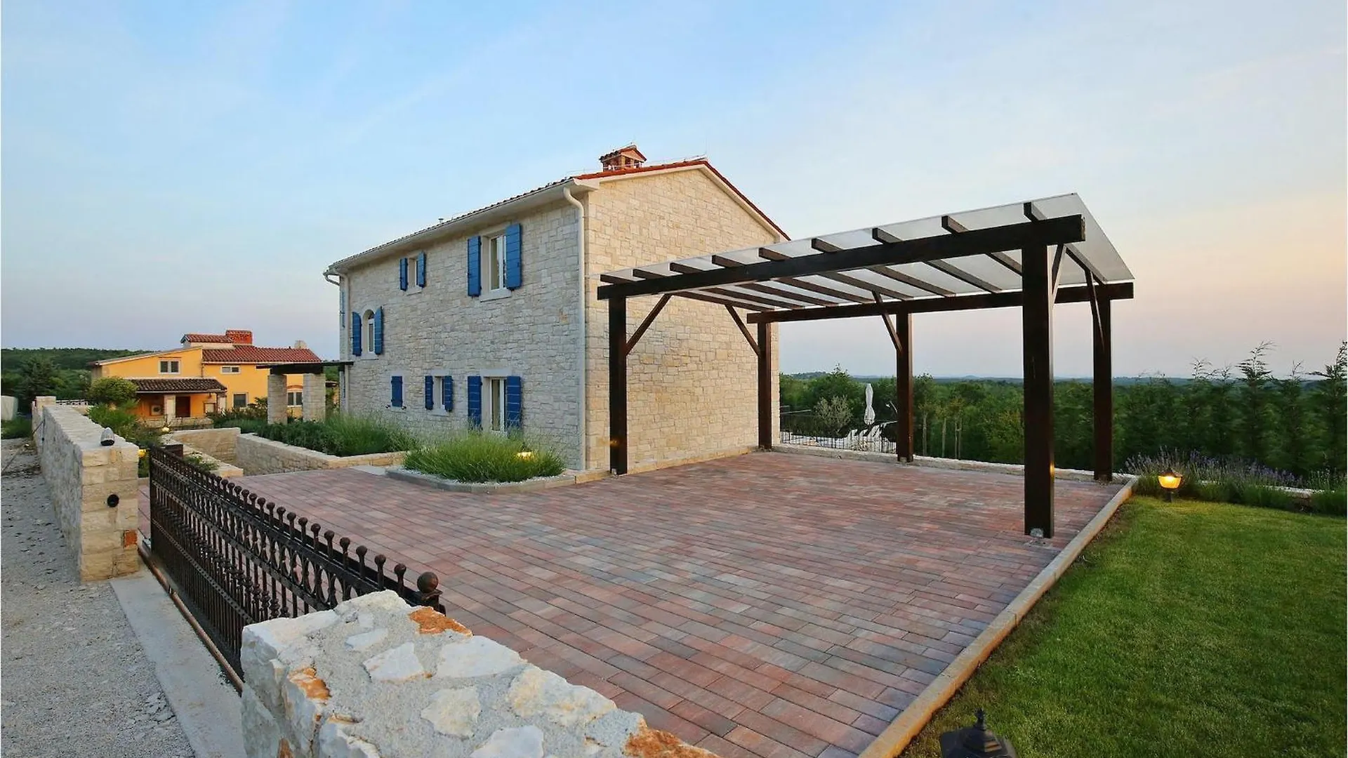 Villa Babudri Πόρετς