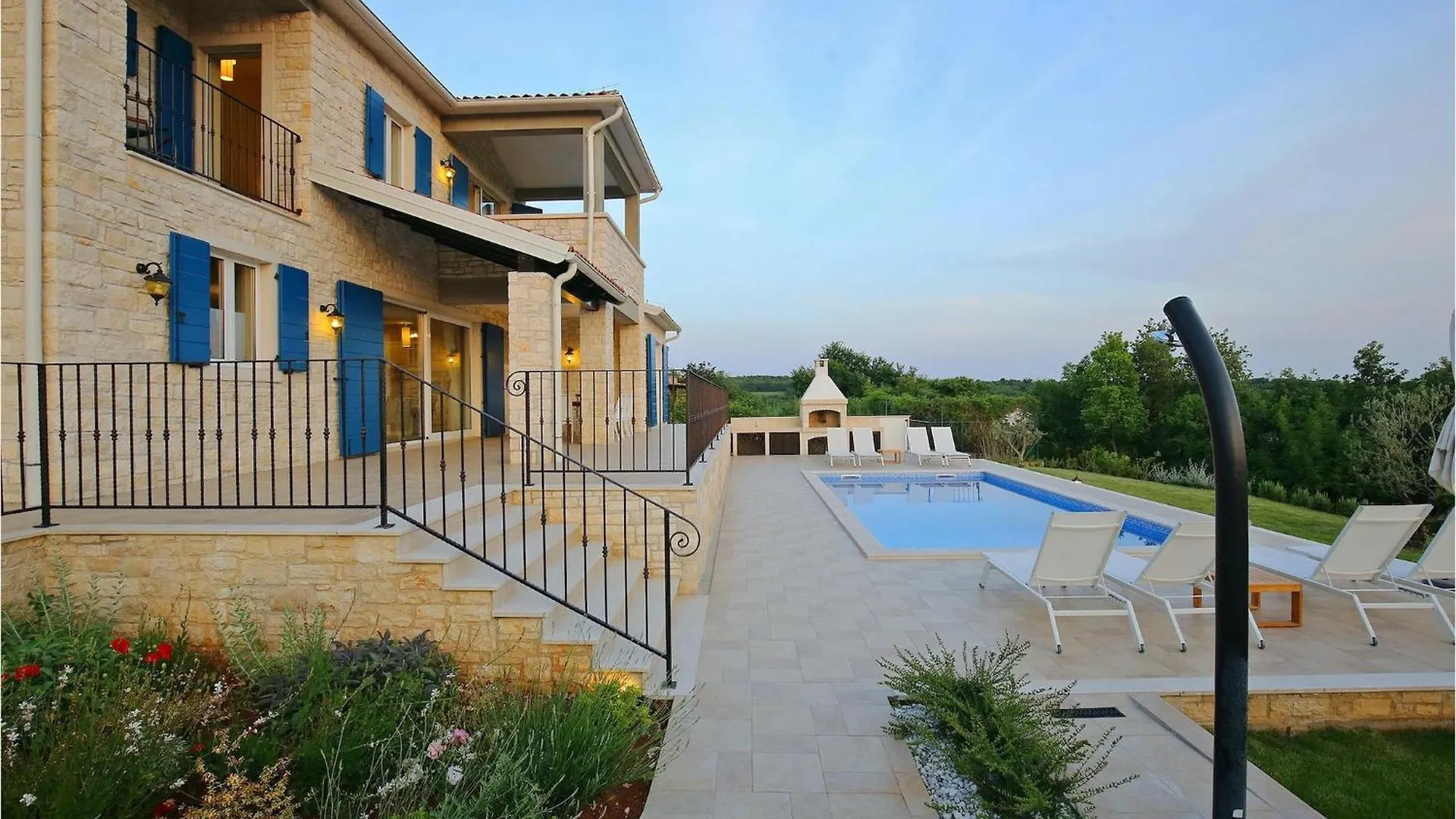 Villa Babudri Πόρετς